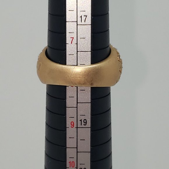 BEAUTIFUL!! Simulated Amethyst & Clear Gemstone Gold Tone Ring Size 8 - Picture 9 of 9